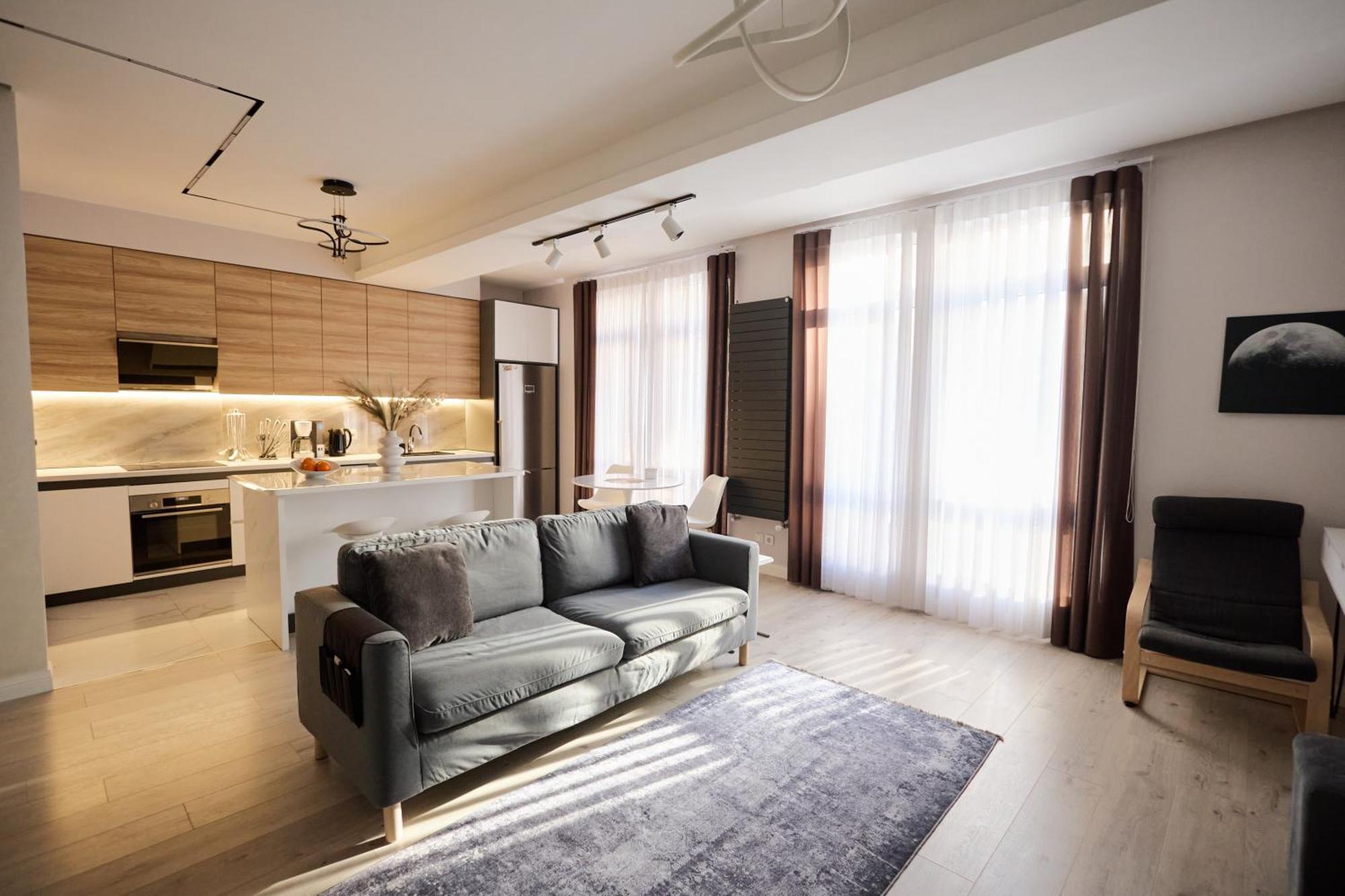 Lovely 1-Bedroom Rental Unit In Downtown Dushanbe Exterior photo